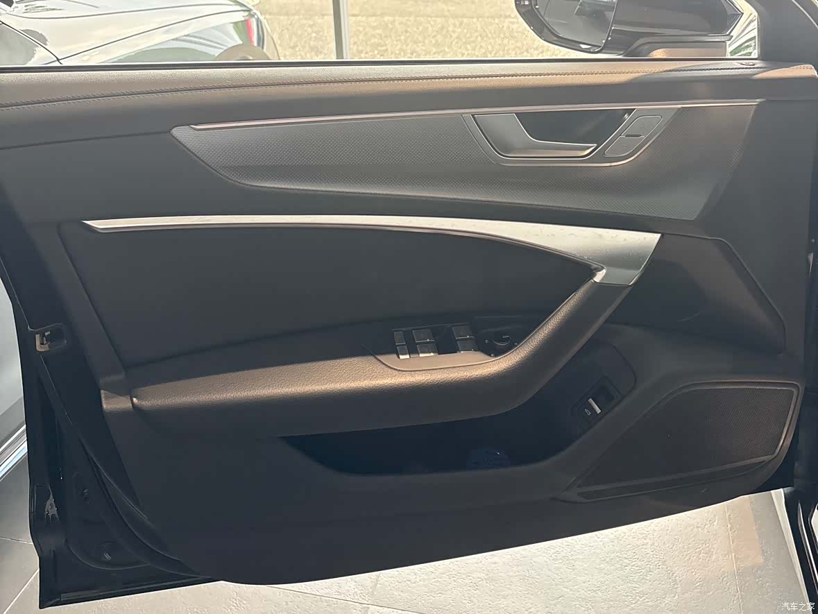 Audi A6L, 2024 15