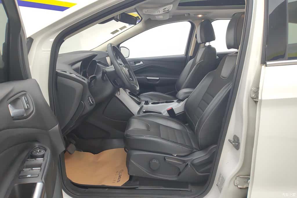 Ford Kuga, 2015 9