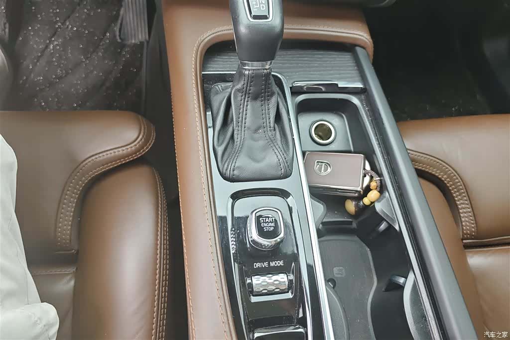 Volvo XC90, 2019 16