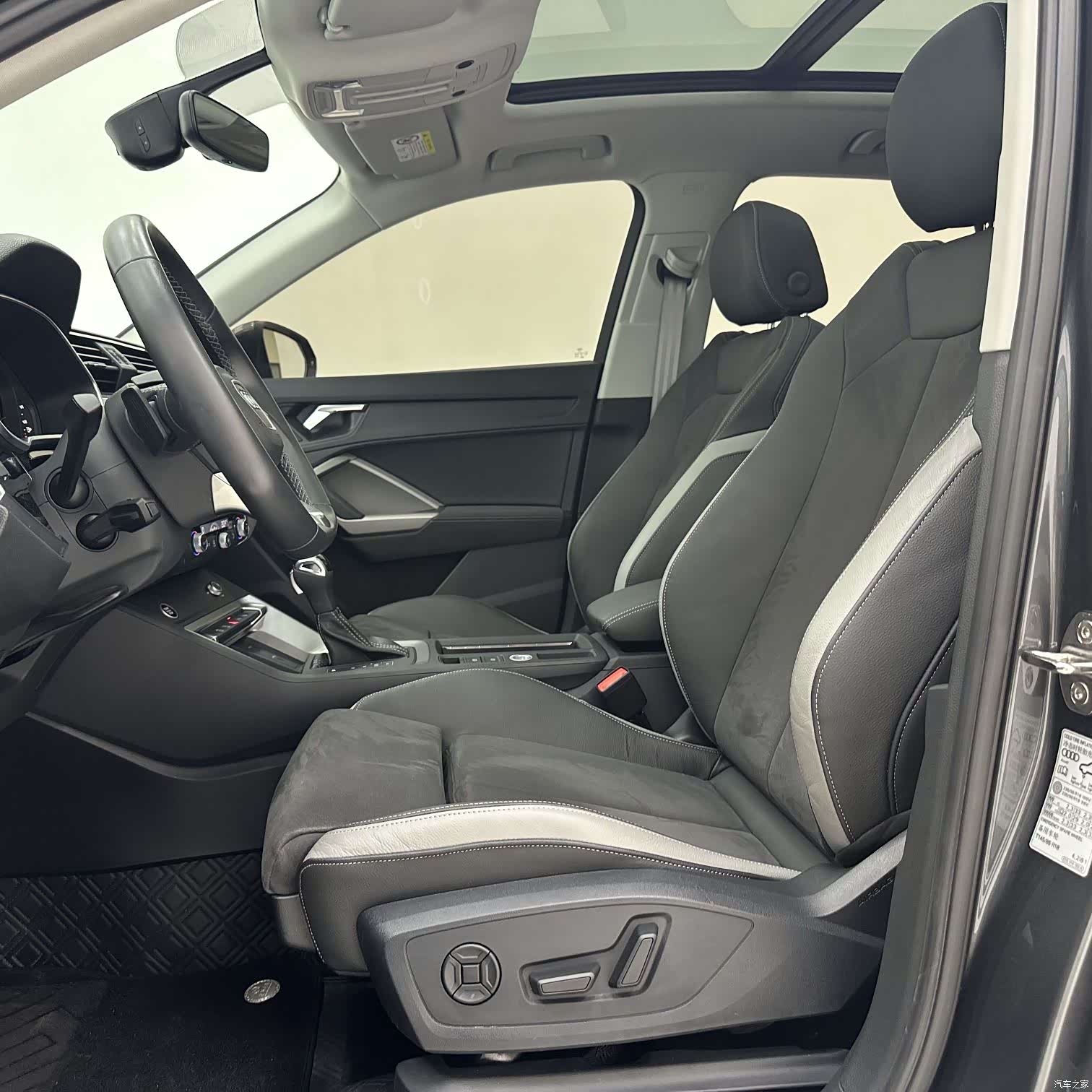 Audi Q3, 2022 8