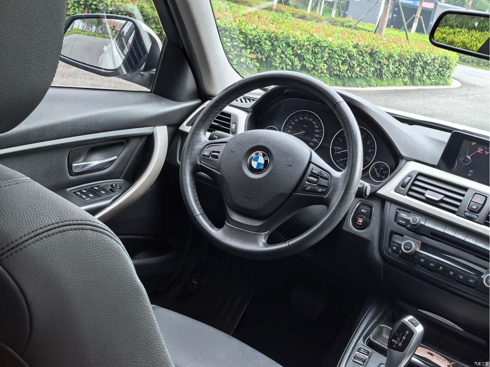 BMW 3 Series, 2015 12
