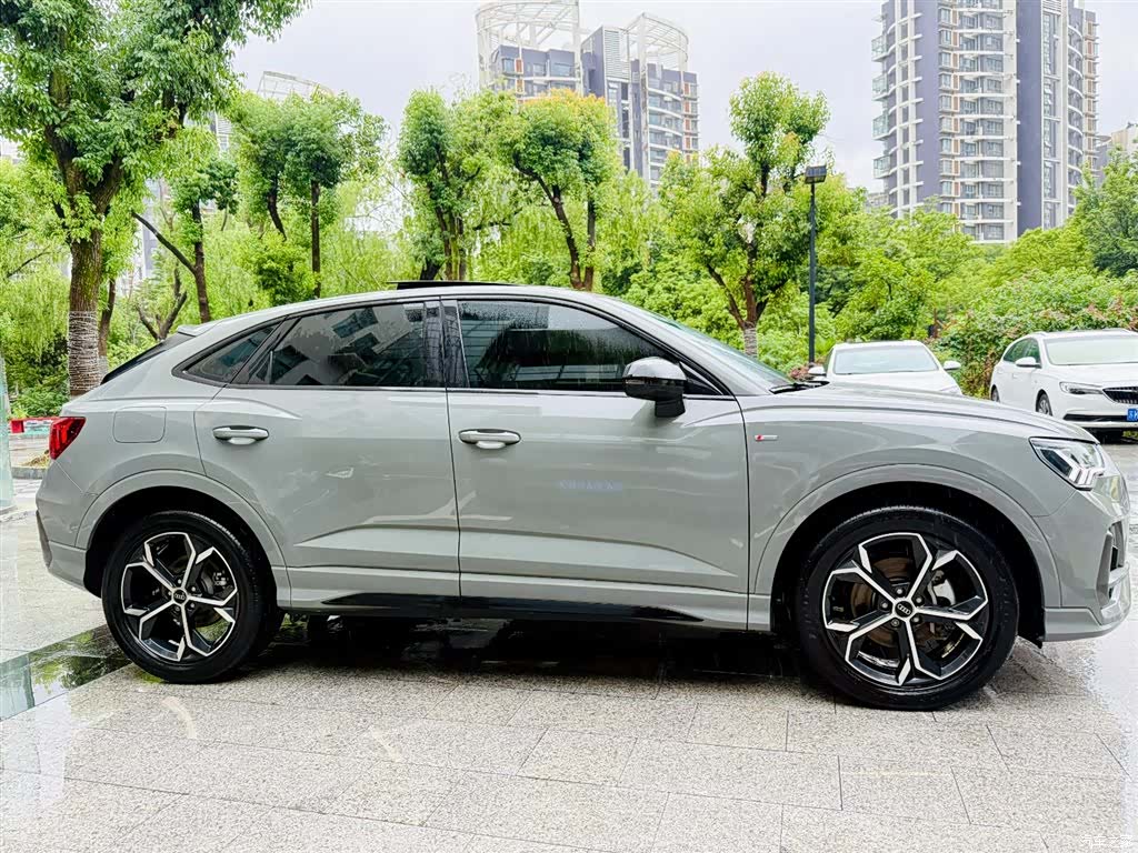 Audi Q3, 2024 2