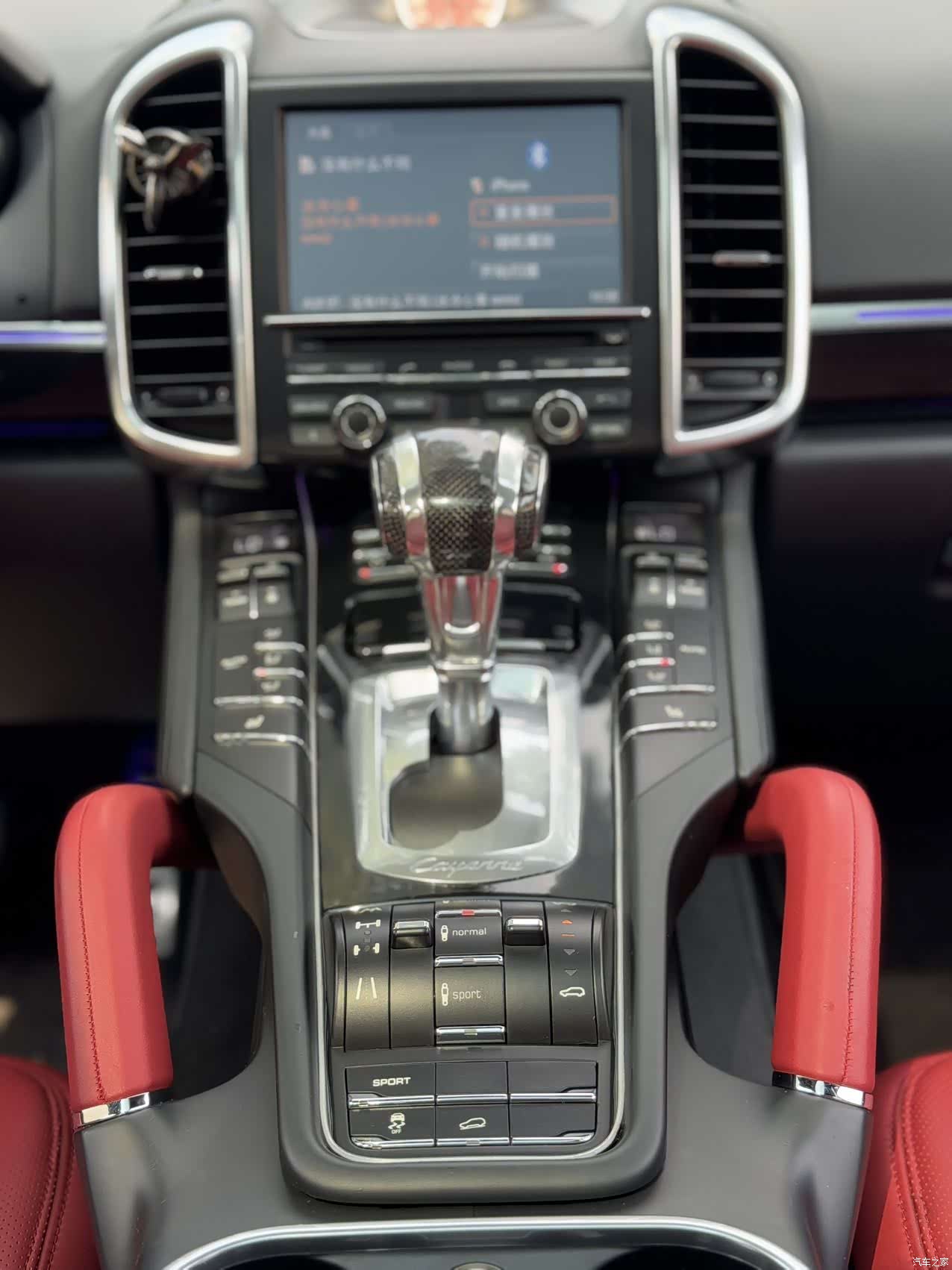 Porsche Cayenne, 2012 11