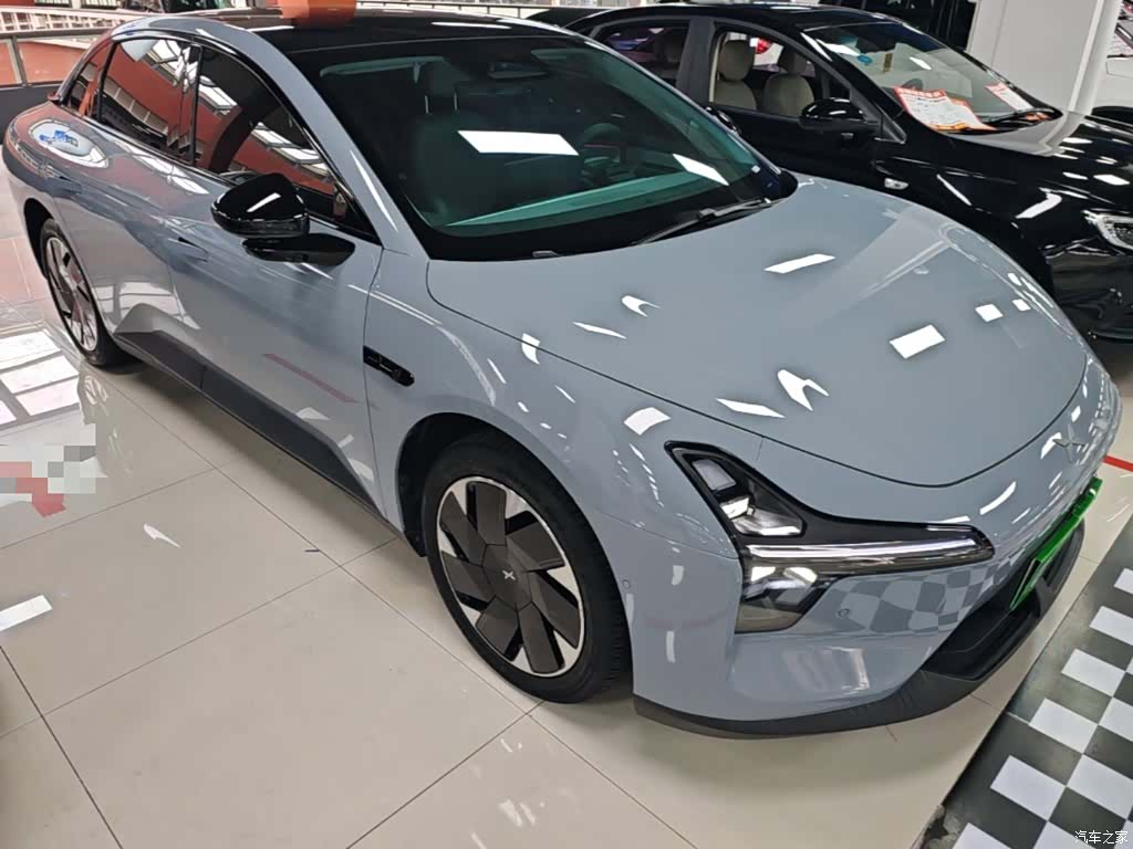 Xpeng Mona M03, 2025 4