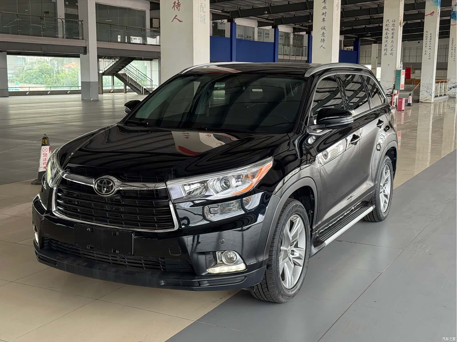 Toyota Highlander, 2016 1