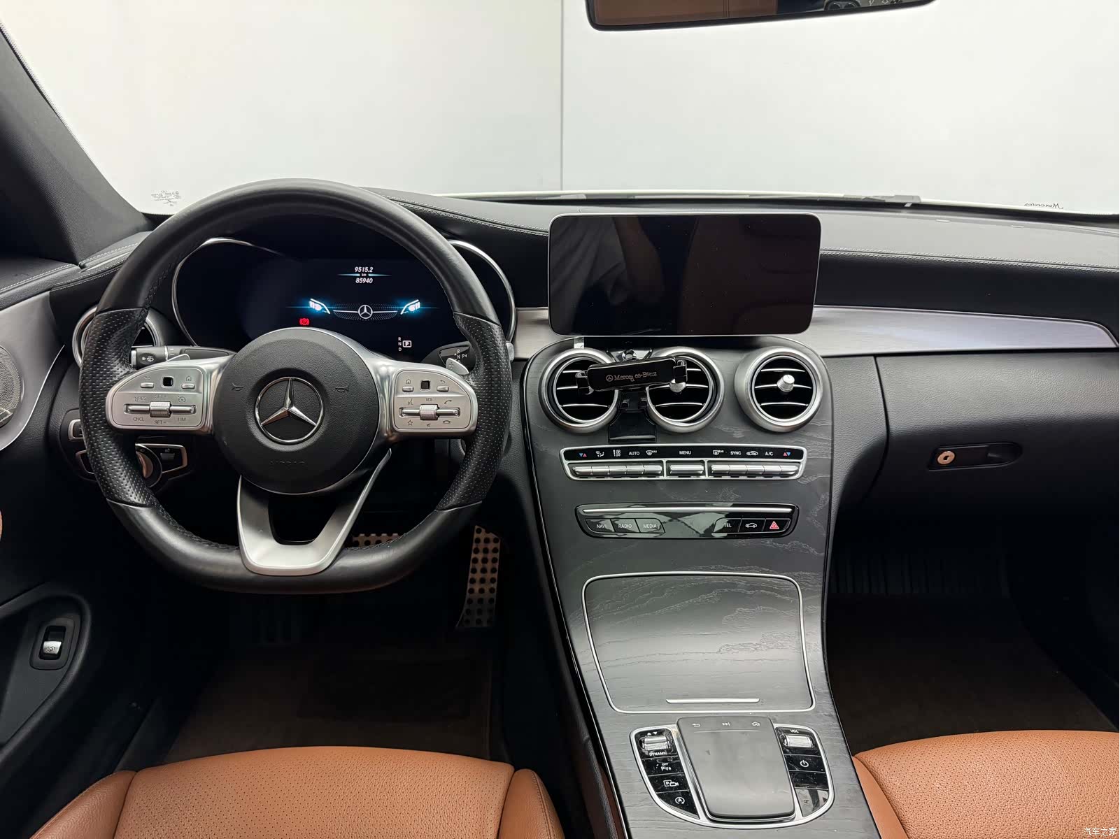 Mercedes-Benz C-Class, 2020 15