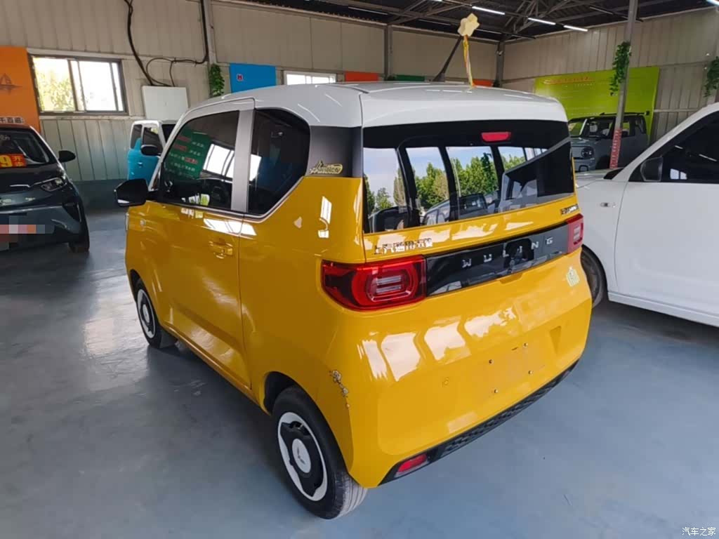 Wuling MINIEV, 2021 все фото