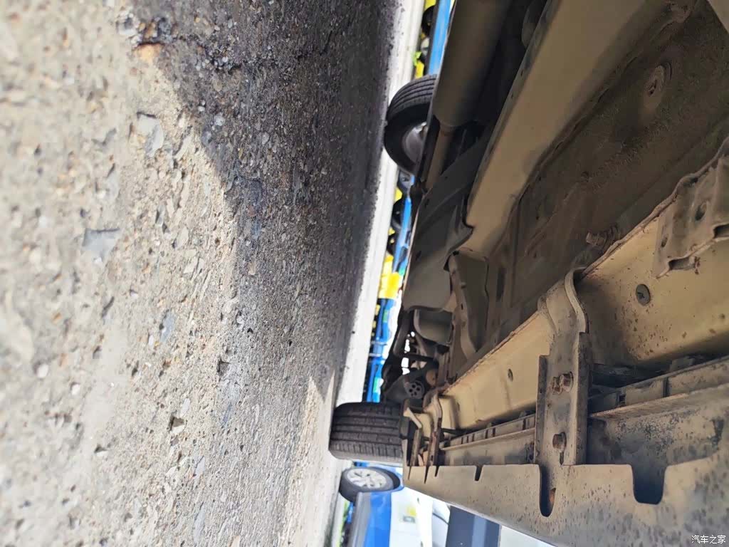 DongFeng AX7, 2018 21