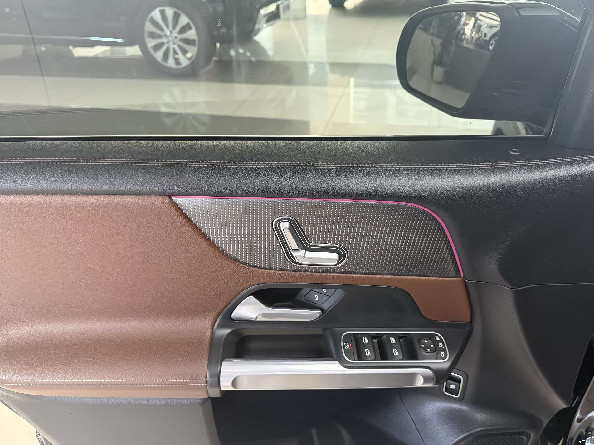Mercedes-Benz GLB, 2020 13