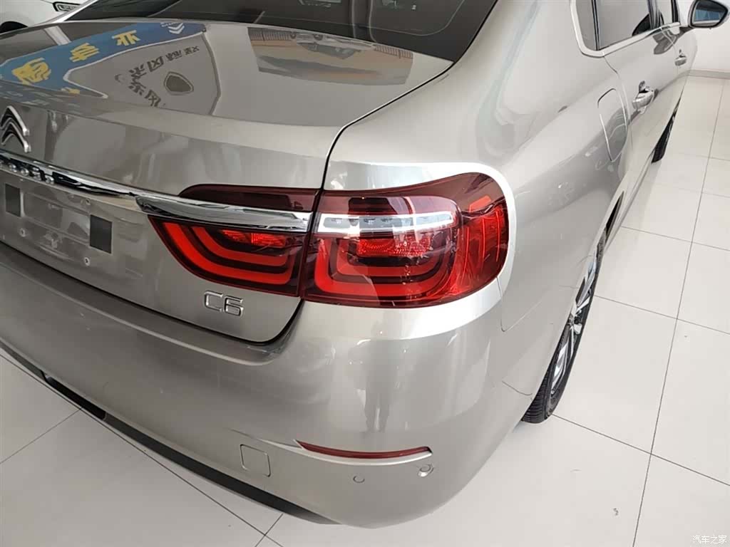 Citroen C6, 2018 8