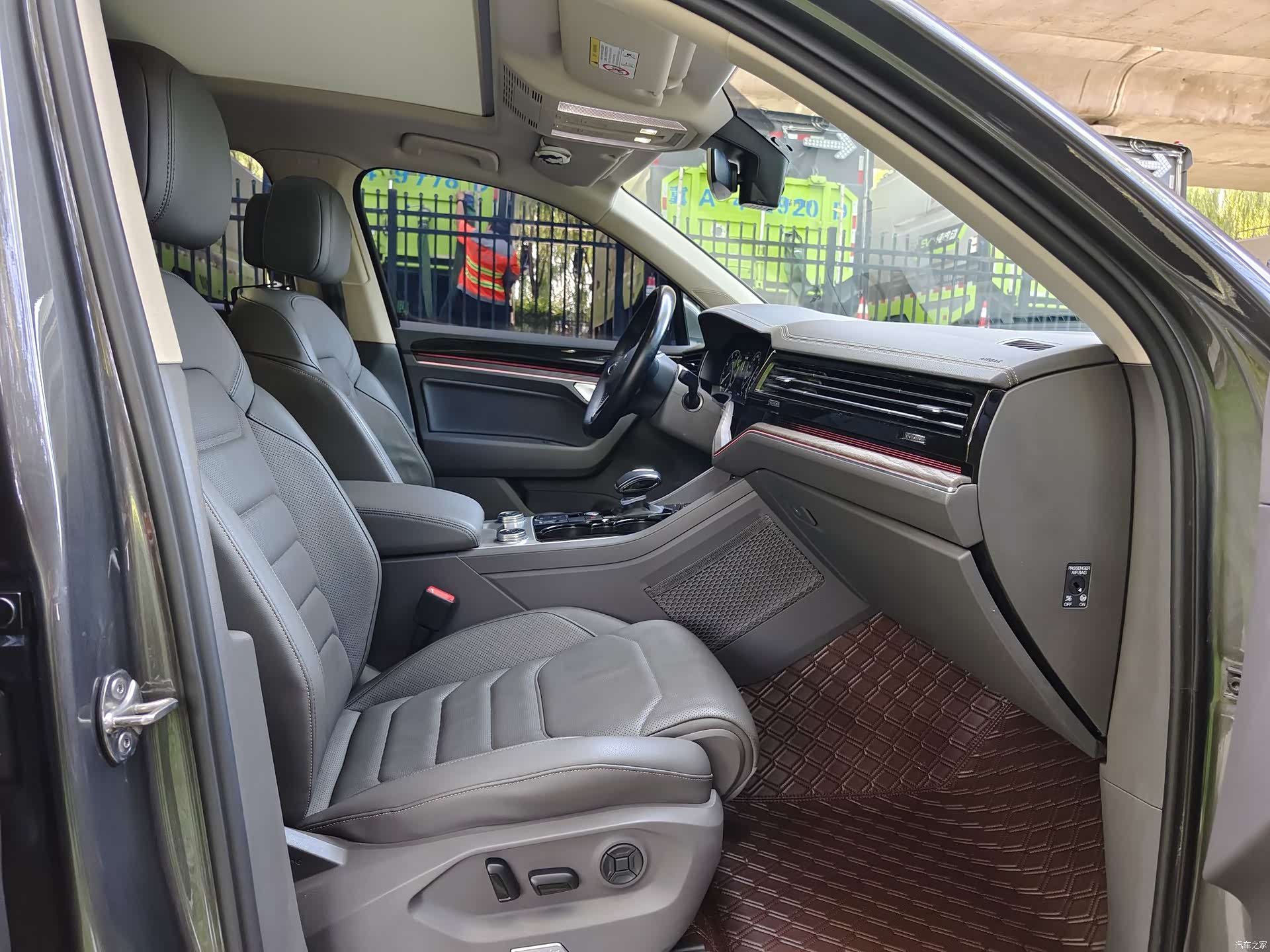 Volkswagen Touareg, 2023 19