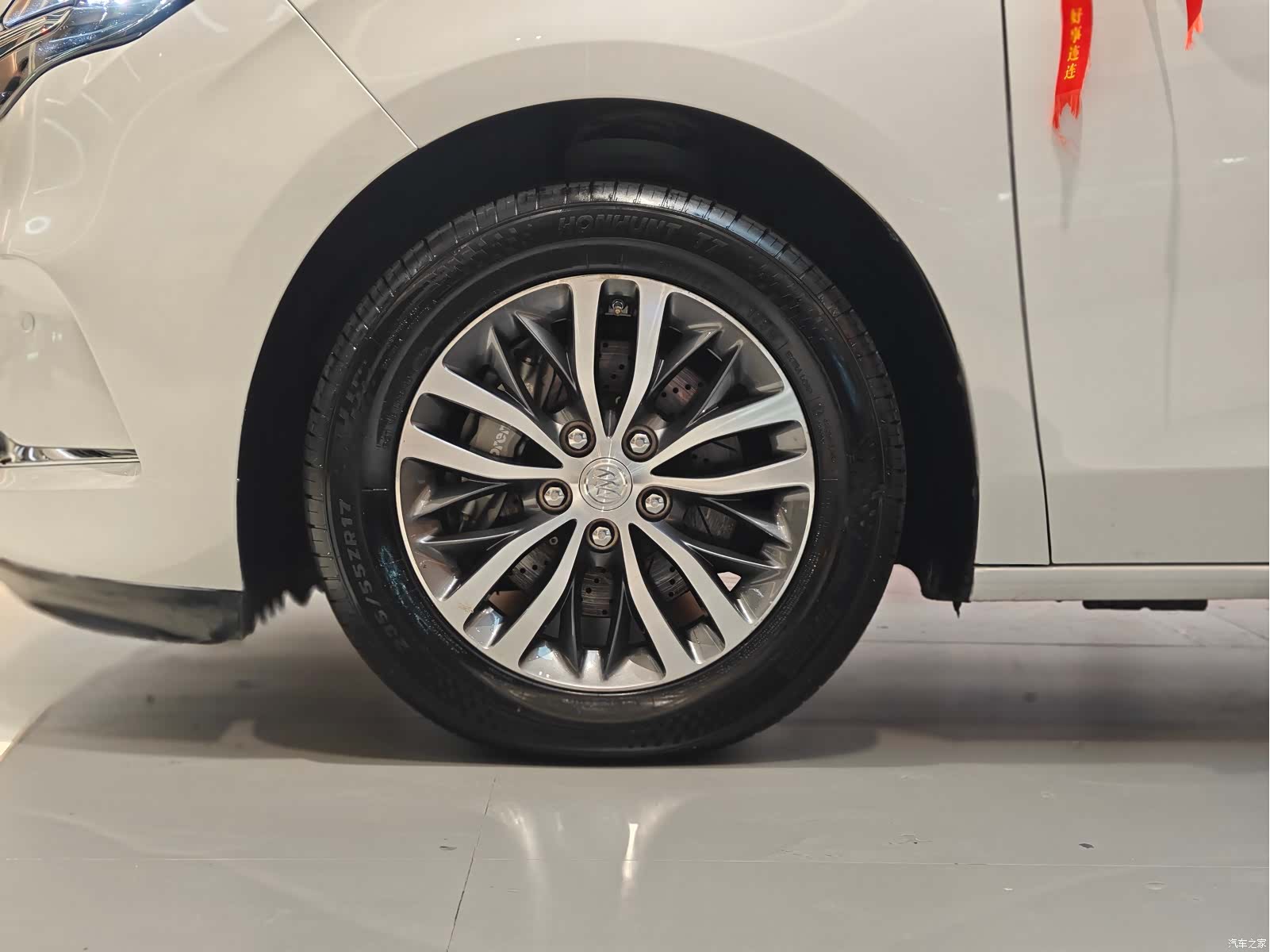 Buick GL8, 2023 3