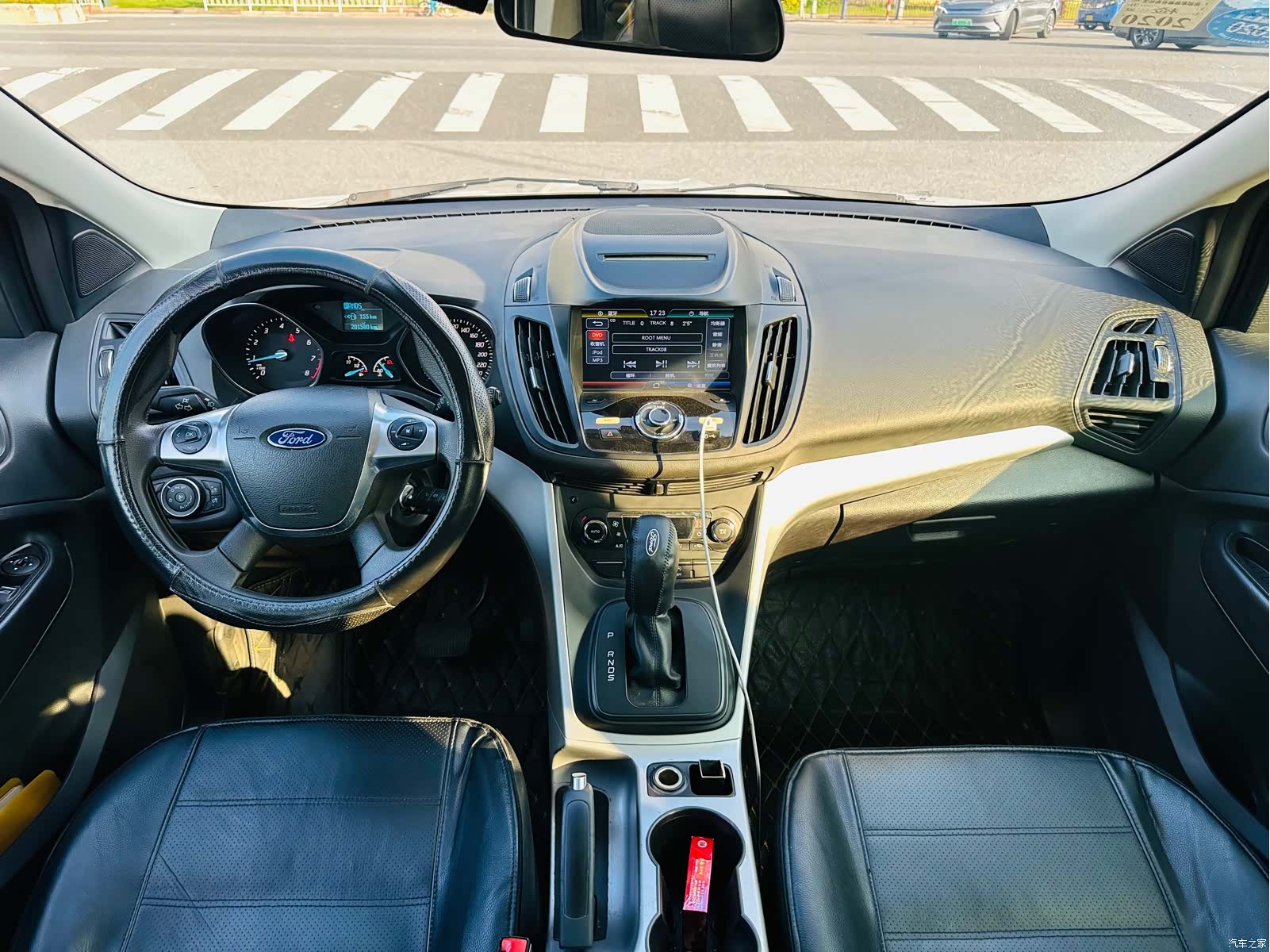 Ford Kuga, 2016 8