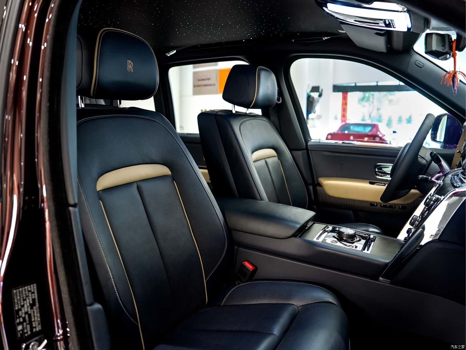 Rolls-Royce Cullinan, 2020 16