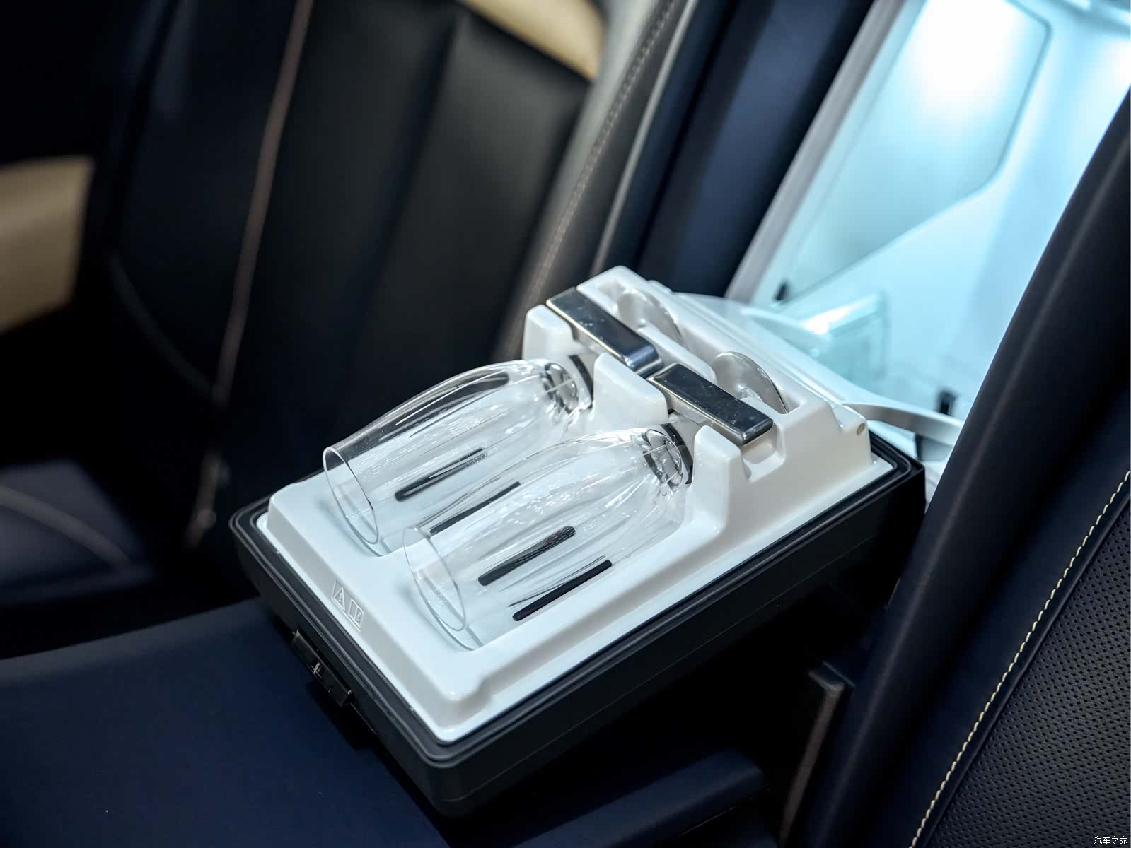 Rolls-Royce Cullinan, 2020 24
