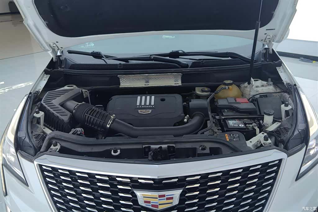 Cadillac XT5, 2019 10