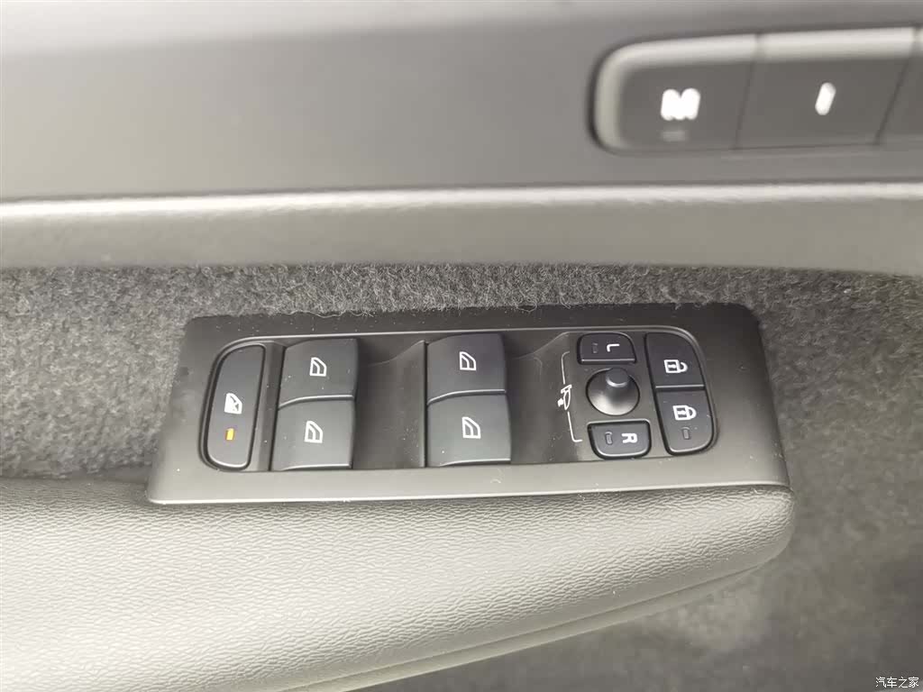 Volvo XC40, 2023 9