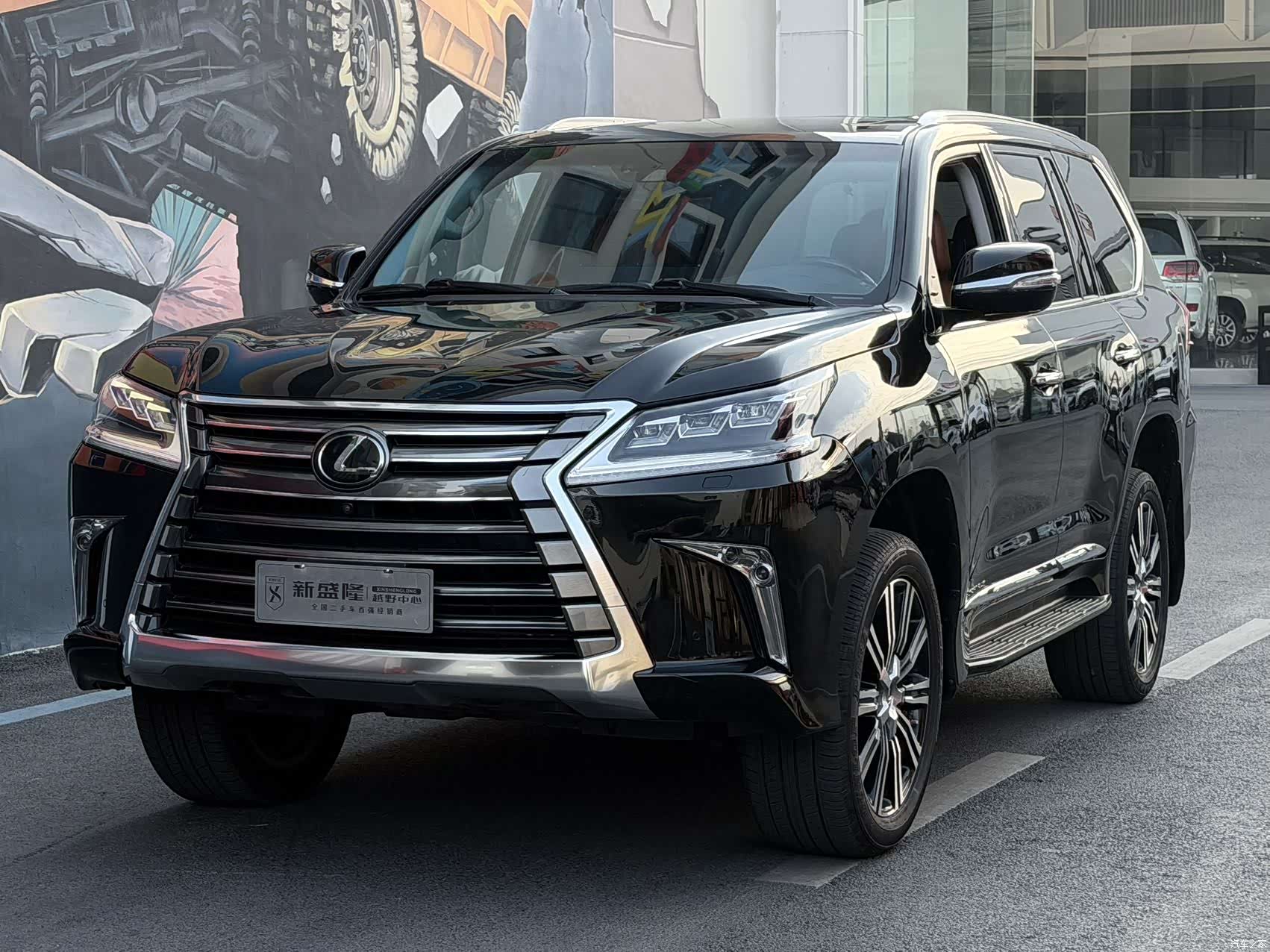 Lexus LX, 2019 2
