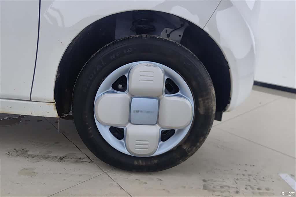 Geely Panda, 2025 6
