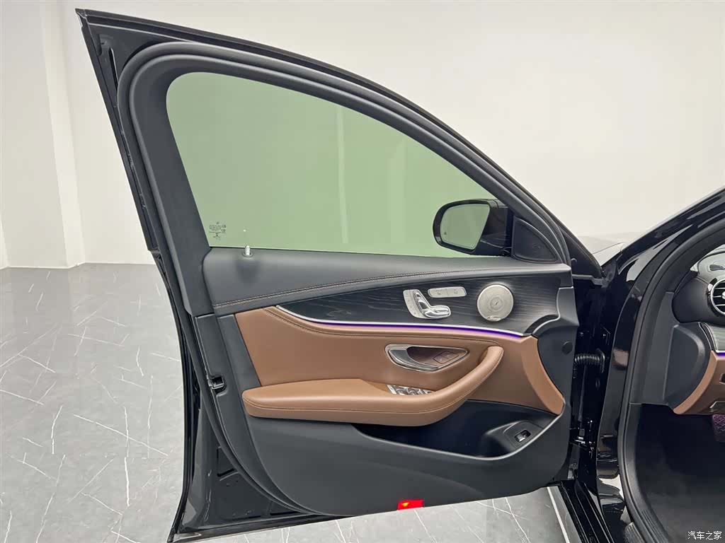 Mercedes-Benz E-Class, 2021 13