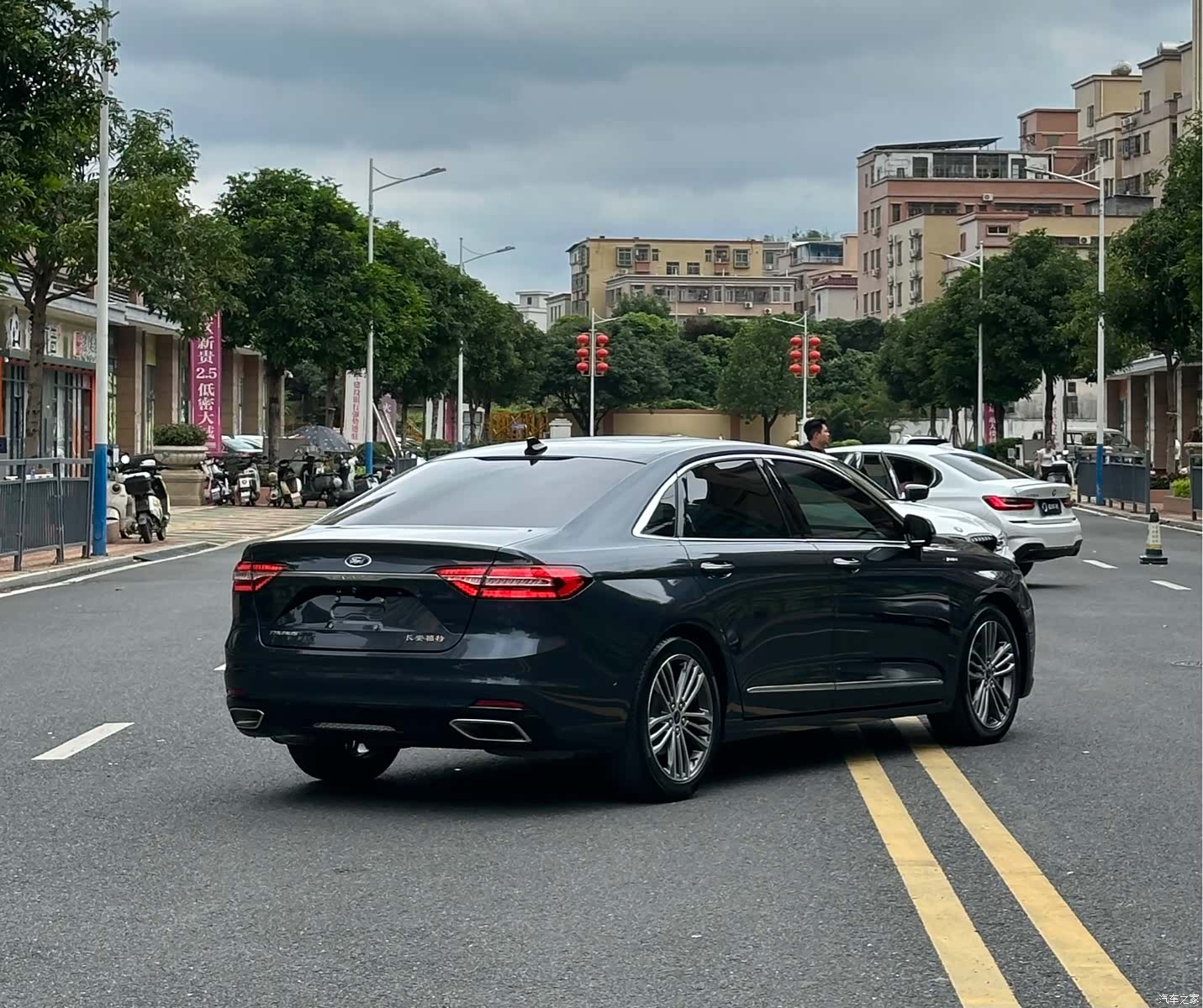 Ford Taurus, 2021 9