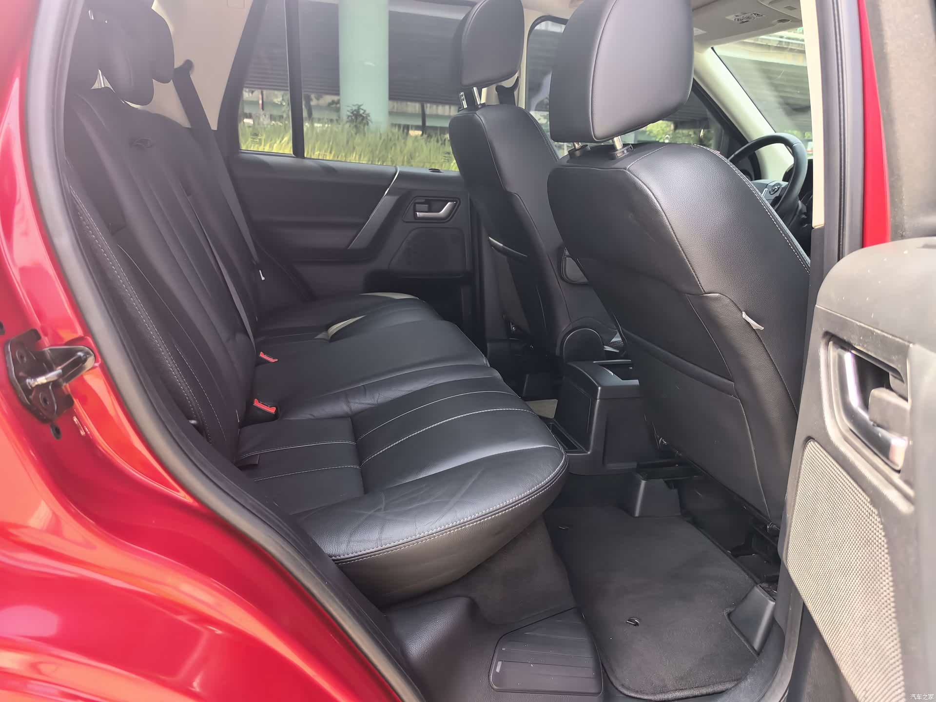 Land Rover SD4, 2014 9