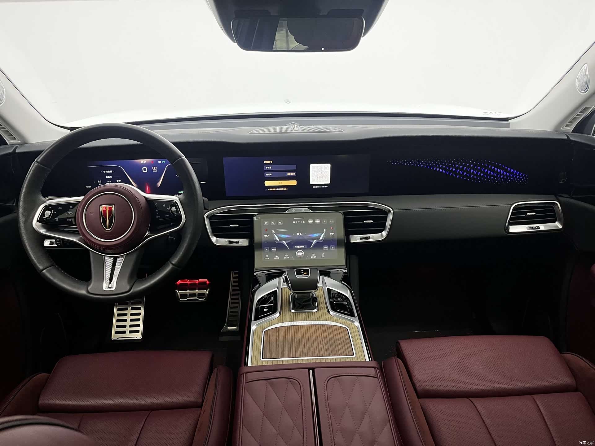 Hongqi E-HS9, 2023 9
