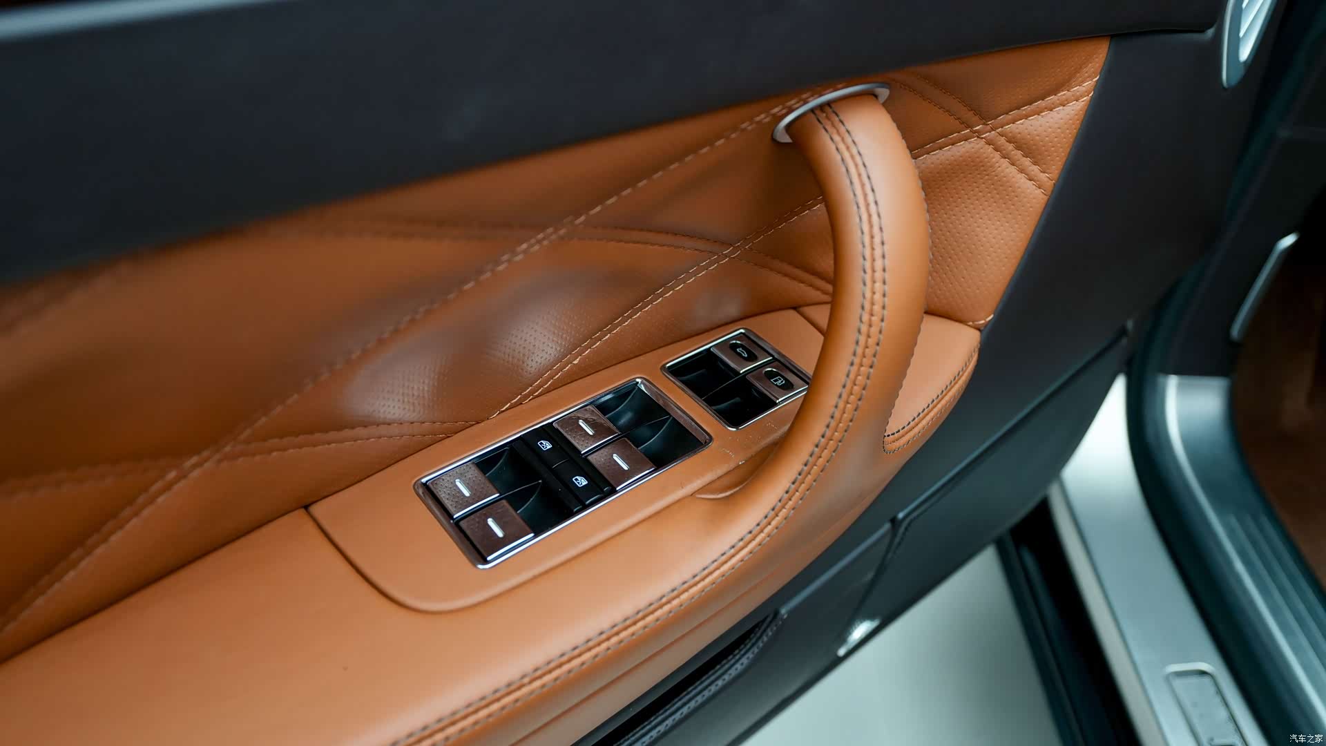 Bentley Flying Spur, 2011 все фото