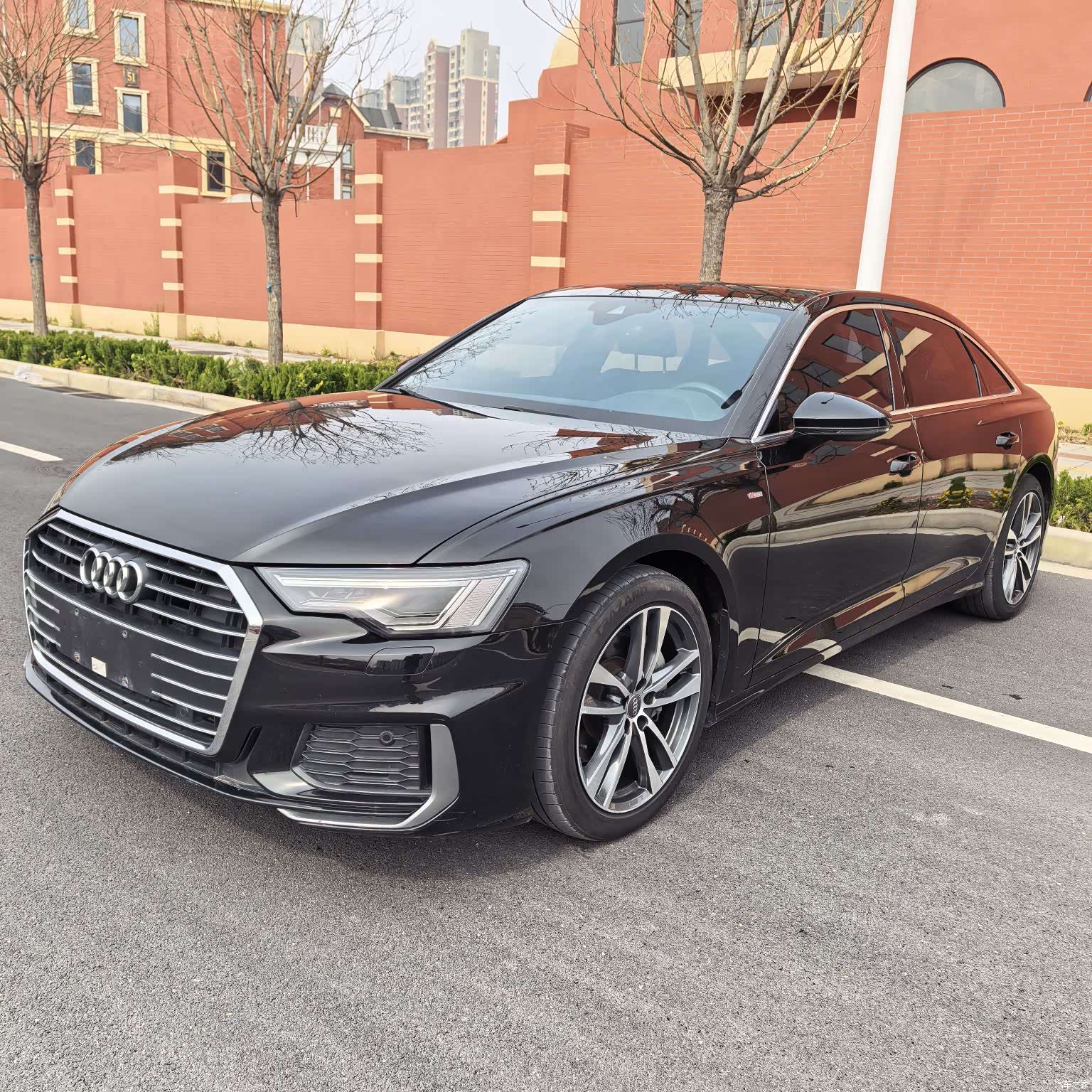 Audi A6L, 2021 1