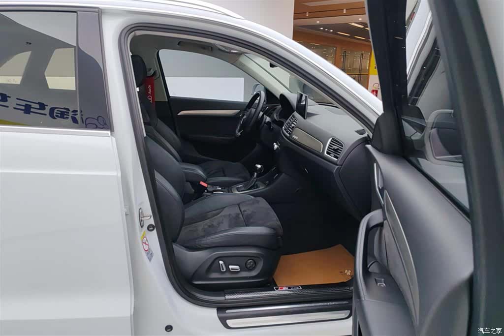 Audi Q3, 2016 8