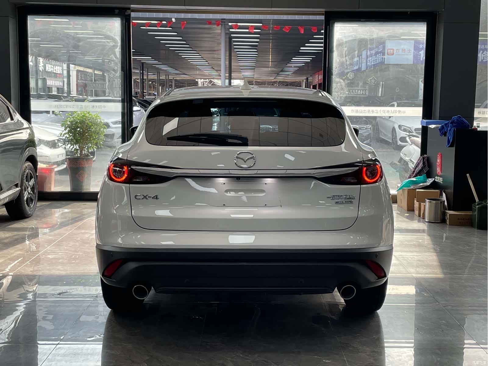 Mazda CX-4, 2022 17