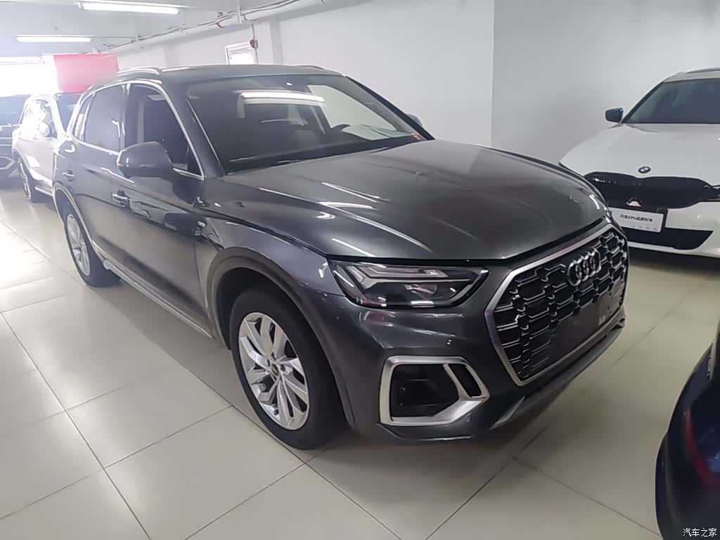 Audi Q5L, 2022 4
