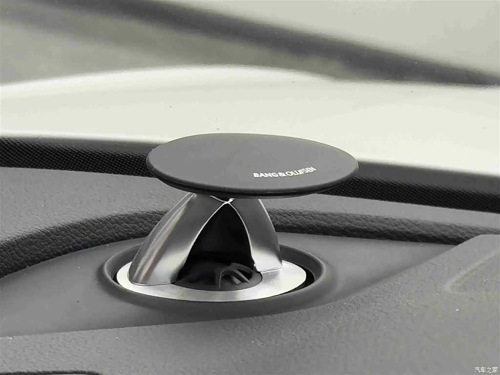 Audi A4L, 2020 14