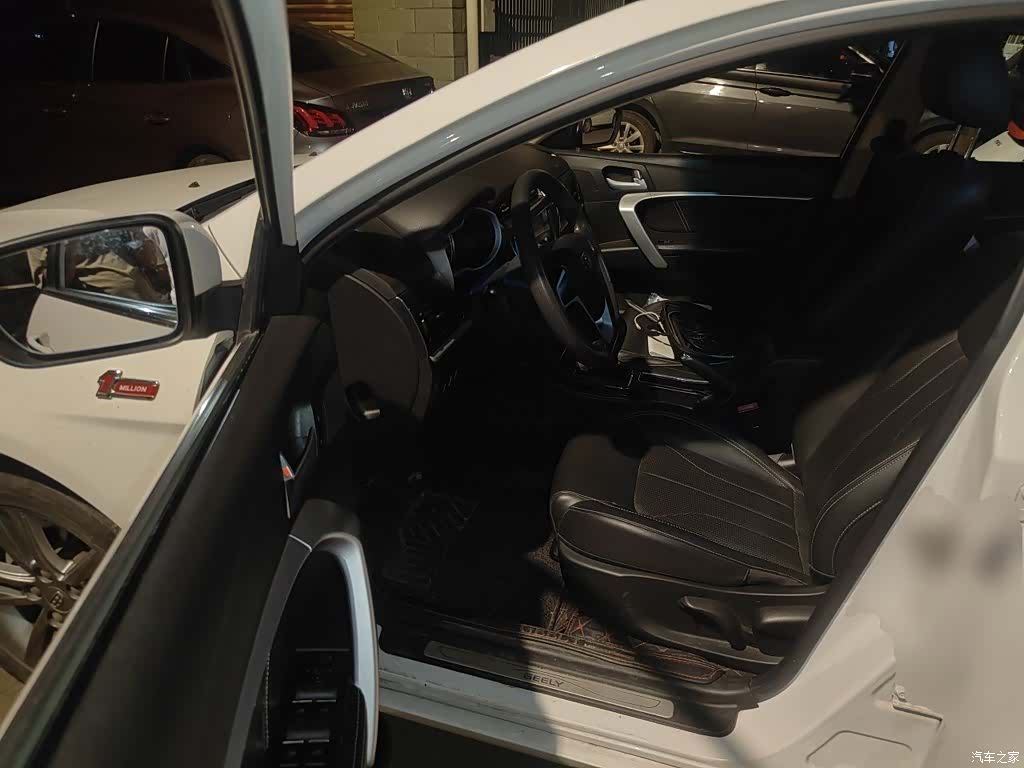 Geely Emgrand, 2017 17