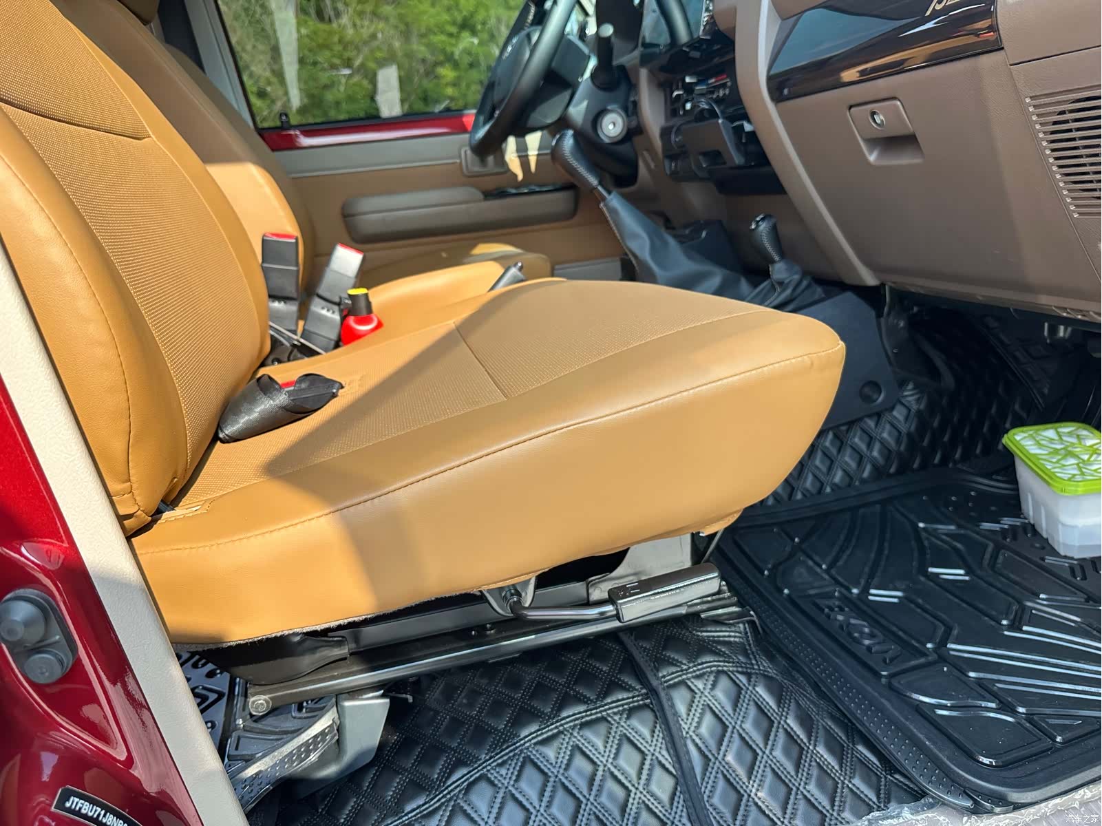 Toyota Land Cruiser, 2022 11