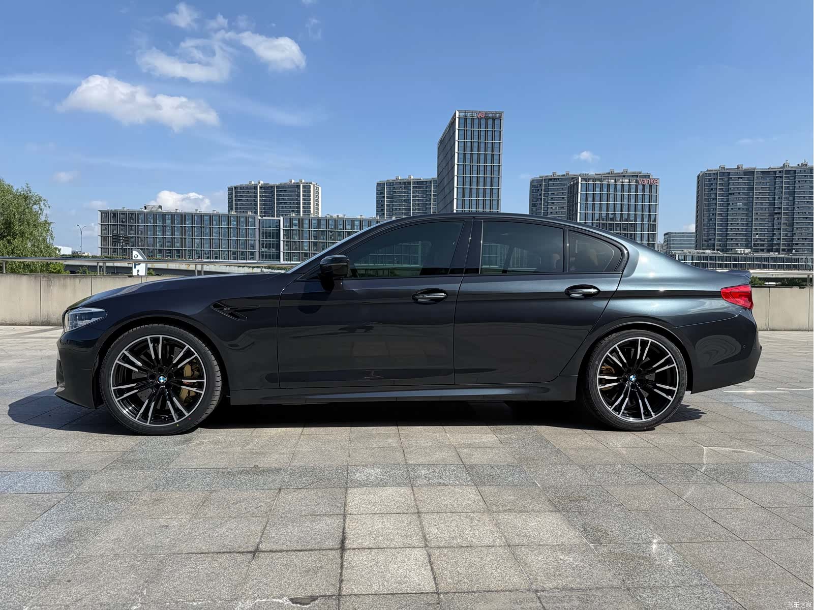 BMW M5, 2019 9