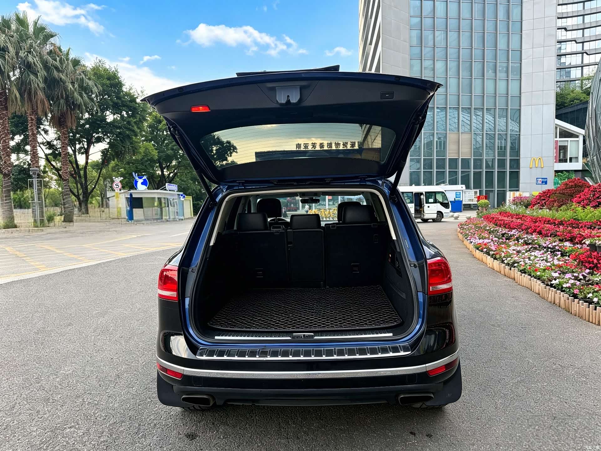 Volkswagen Touareg, 2017 12