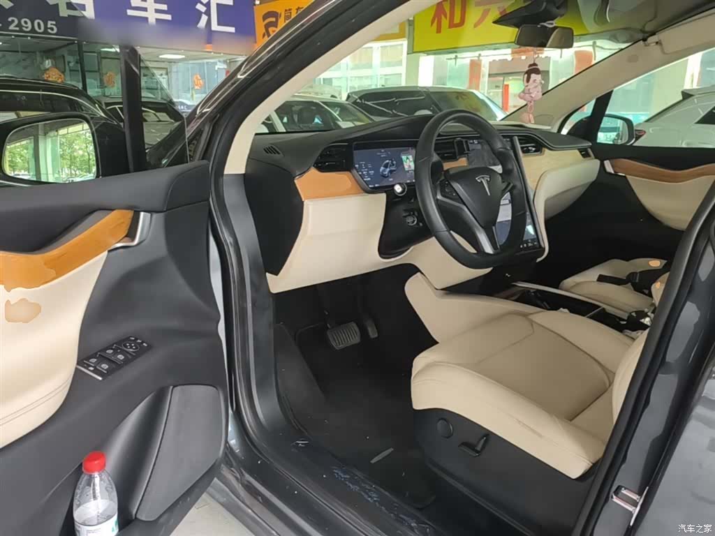 Tesla Model X, 2019 16