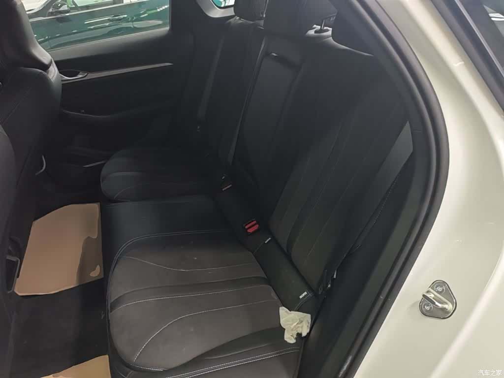 Geely Preface, 2026 17