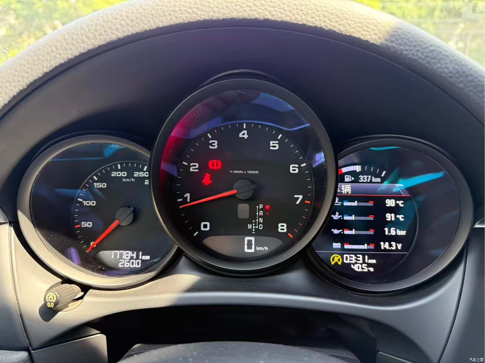 Porsche Macan, 2018 все фото