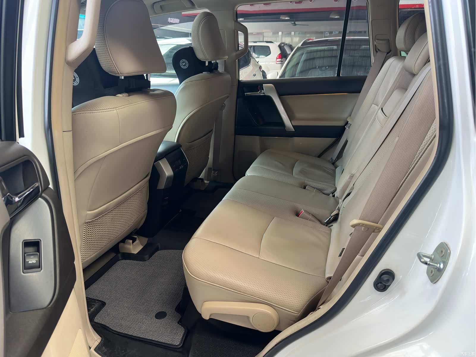 Toyota Prado, 2013 17