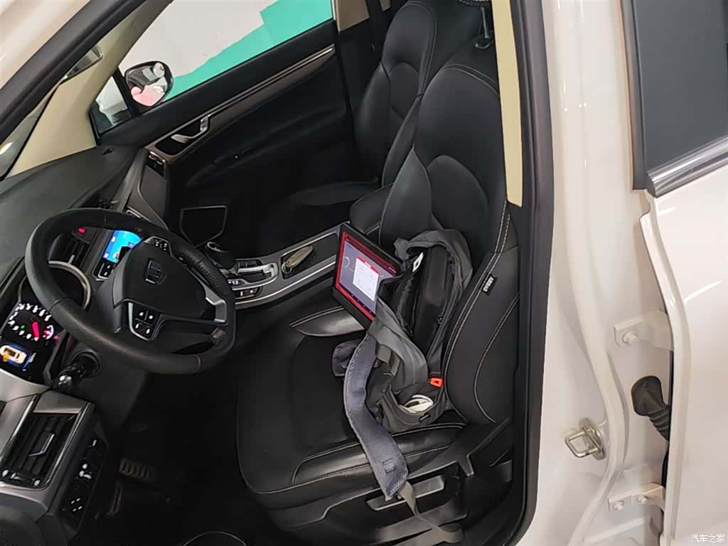 Geely Emgrand, 2019 15