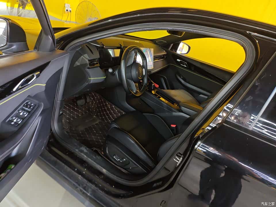 Lynk & Co 02, 2023 все фото