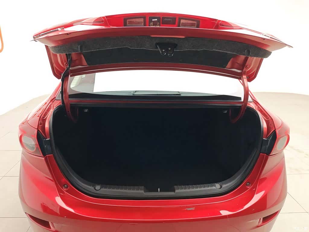Mazda Mazda3, 2016 16