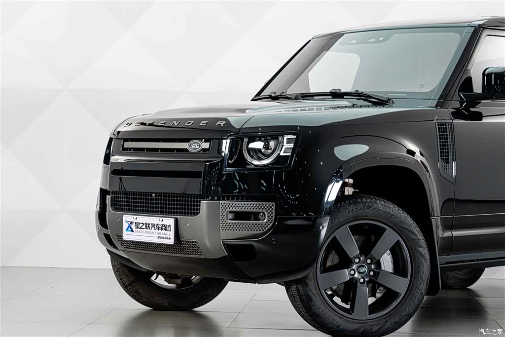 Land Rover Defender, 2023 4