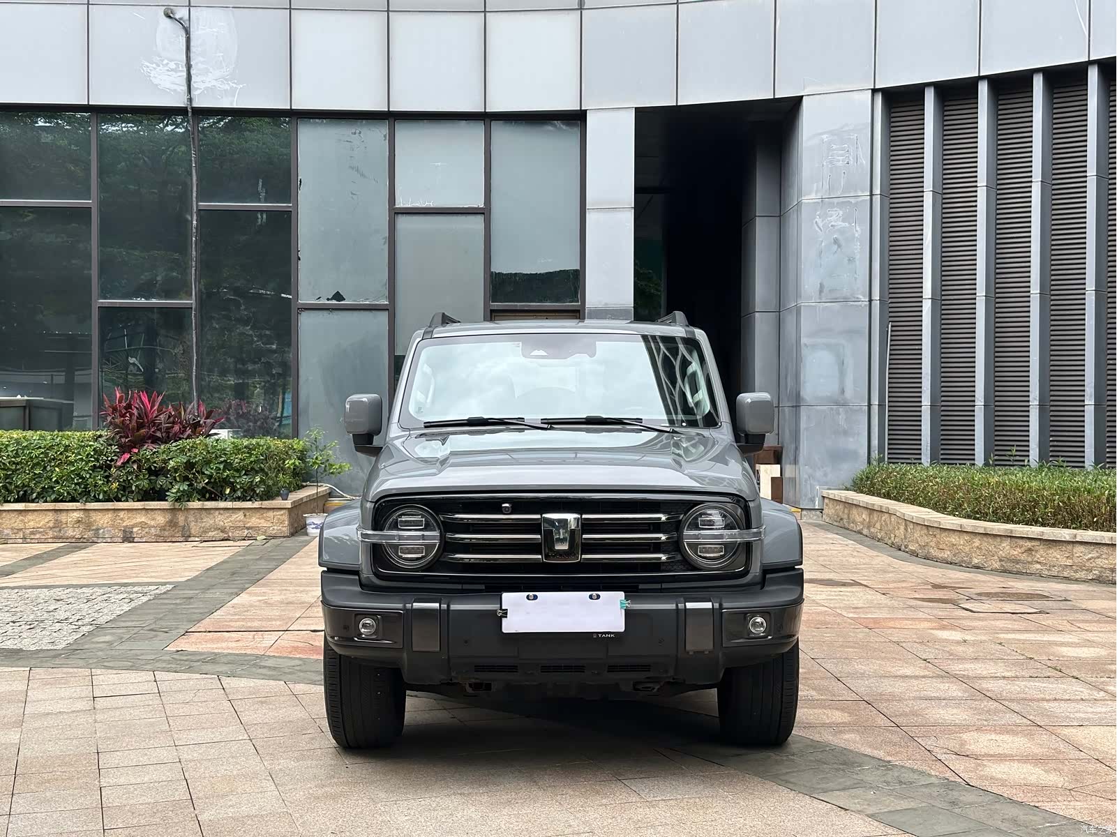 Tank 300, 2022 2