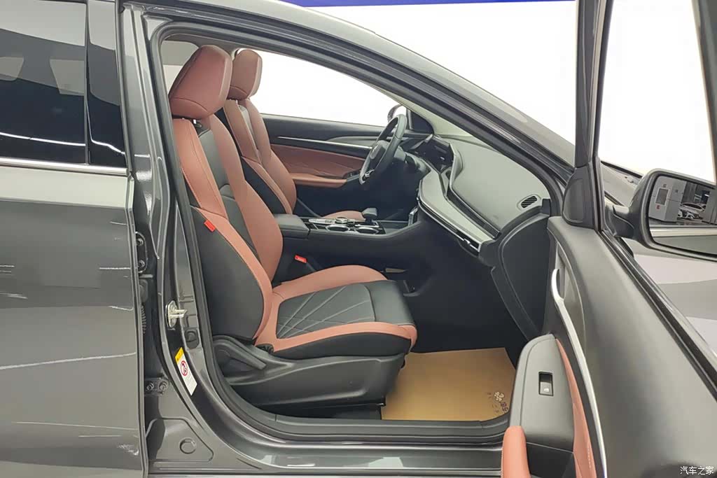 Changan Eado, 2022 8