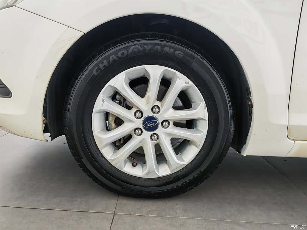 Ford Focus, 2014 17