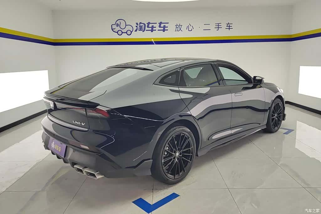 Changan UNI-V, 2024 3