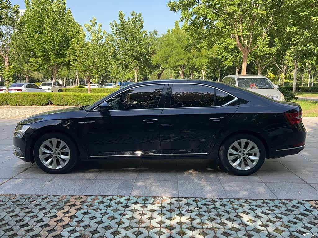 Skoda Superb, 2018 13